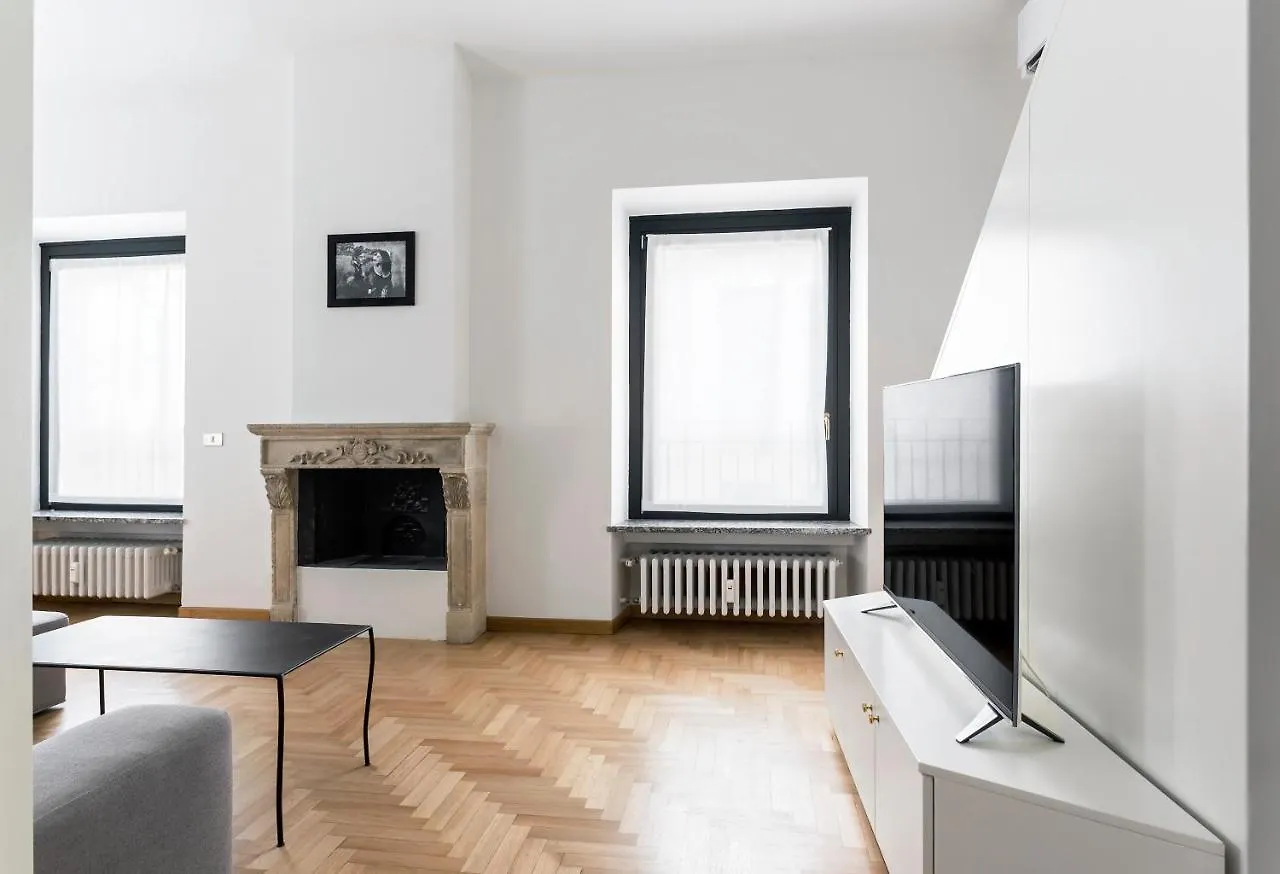 Apartmán Living Brera, A Unique Experience - Vicolo Fiori Milán 0*,  Itálie
